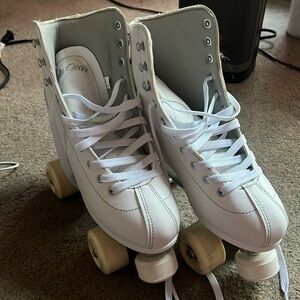 Skate Gear Retro Quad Design Roller Skates White Size 7